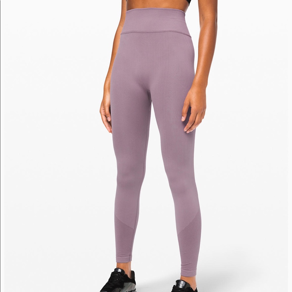 Lululemon Ebb to Street Tights